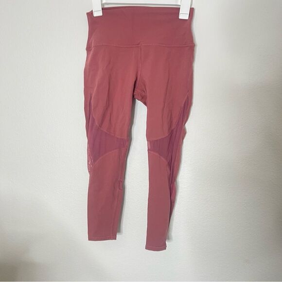 ALO Pink Cropped Leggings Size Medium - Picture 1 of 4